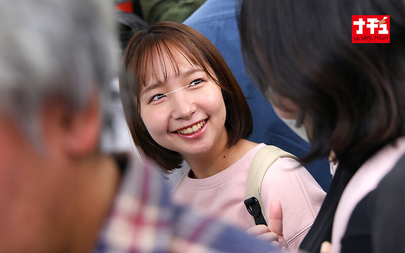 Movie Gallery Image 4