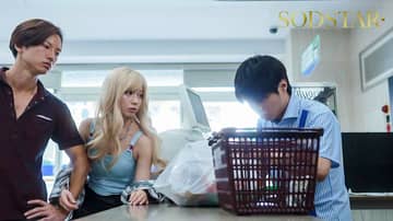 Movie Gallery Image 3