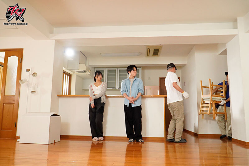 Movie Gallery Image 2