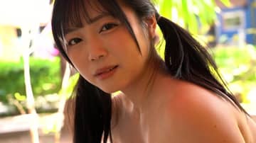 Movie Gallery Image 5