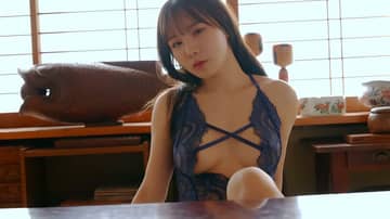 Movie Gallery Image 14