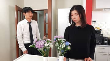 Movie Gallery Image 5