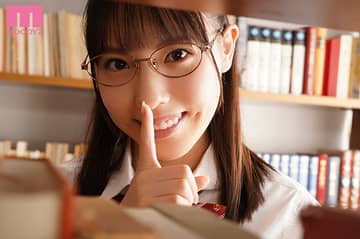 Movie Gallery Image 11