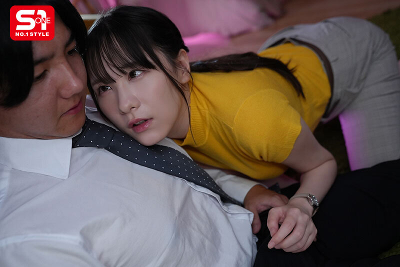 Movie Gallery Image 13